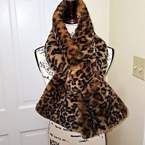 Apparis Bambi Leopard Print Scarf